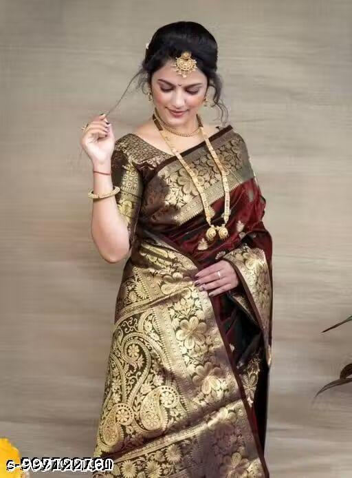 Maroon jacquard zari woven saree with blouse piece, view 4